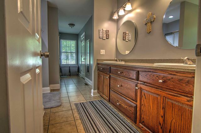 2800 Back Valley Road, Trenton, GA 30752