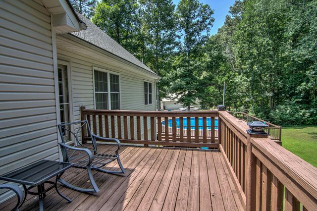 2800 Back Valley Road, Trenton, GA 30752