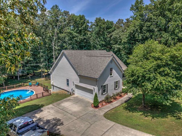 2800 Back Valley Road, Trenton, GA 30752
