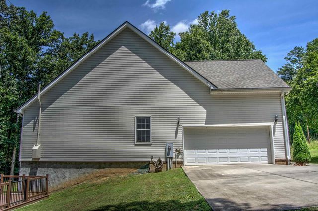 2800 Back Valley Road, Trenton, GA 30752