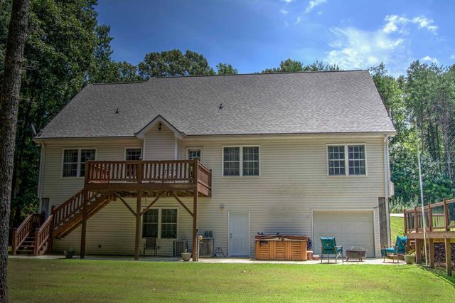 2800 Back Valley Road, Trenton, GA 30752
