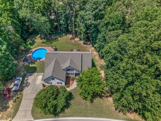 2800 Back Valley Road, Trenton, GA 30752