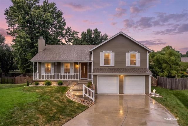 6144 W 157th Terrace, Overland Park, KS 66223