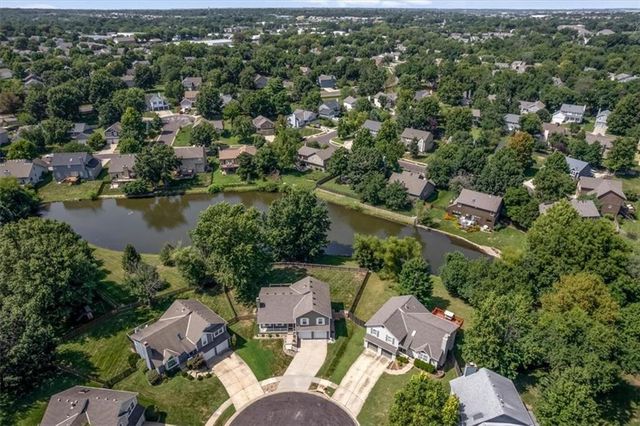 6144 W 157th Terrace, Overland Park, KS 66223