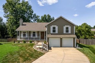 6144 W 157th Terrace, Overland Park, KS 66223