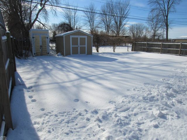 523 Ward Street, Marine City, MI 48039