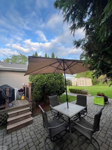 523 Ward Street, Marine City, MI 48039