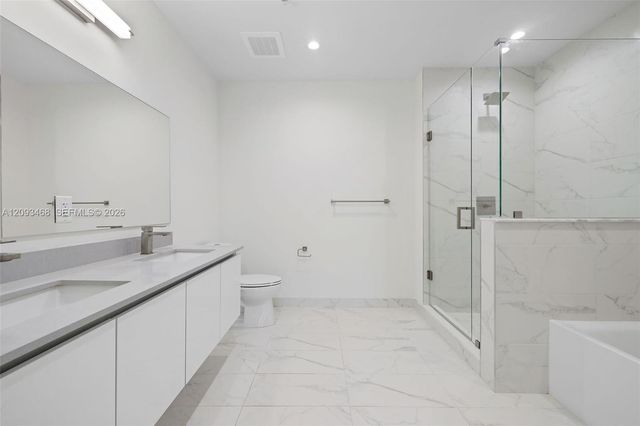 101 Diplomat Parkway 1104, Hallandale Beach, FL 33009