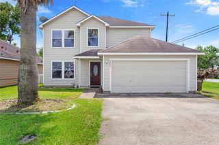 5002 Asia Lane, Dickinson, TX 77539