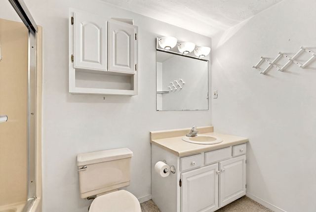 100 Cove Way 902, Quincy, MA 02169