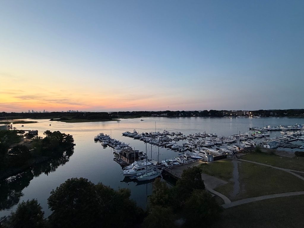 100 Cove Way 902, Quincy, MA 02169