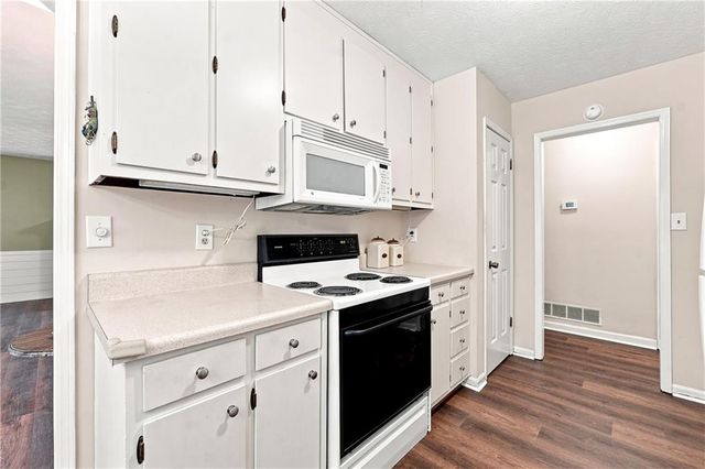 3784 Butterfield Drive NW, Kennesaw, GA 30152