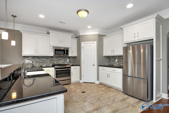 6424 Dunnavant Place, Huntsville, AL 35806