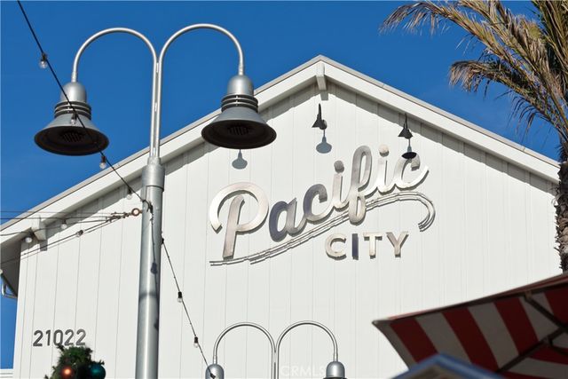 118 18th Street, Huntington Beach, CA 92648