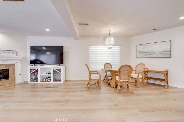 118 18th Street, Huntington Beach, CA 92648