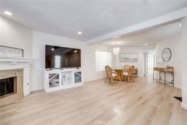 118 18th Street, Huntington Beach, CA 92648