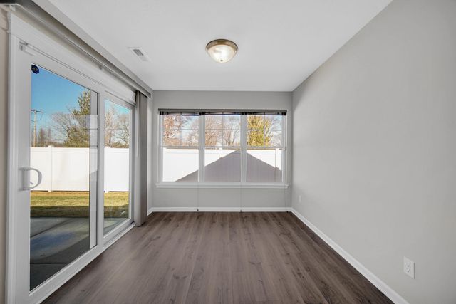 15538 W 101st Lane, Dyer, IN 46311