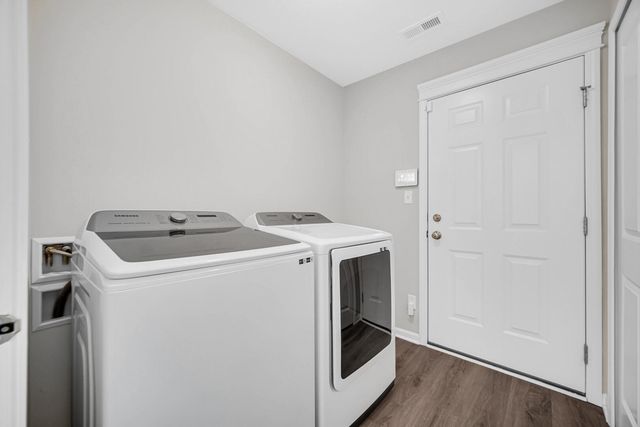 15538 W 101st Lane, Dyer, IN 46311