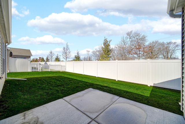 15538 W 101st Lane, Dyer, IN 46311