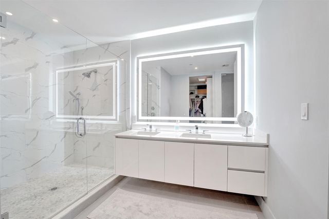 920 Intracoastal Drive 503, Fort Lauderdale, FL 33304