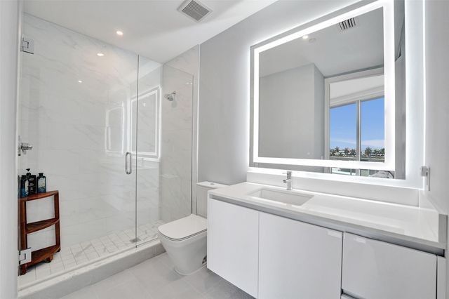 920 Intracoastal Drive 503, Fort Lauderdale, FL 33304