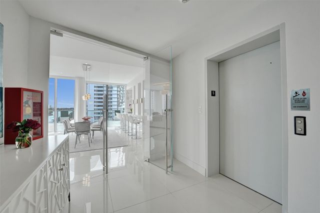 920 Intracoastal Drive 503, Fort Lauderdale, FL 33304