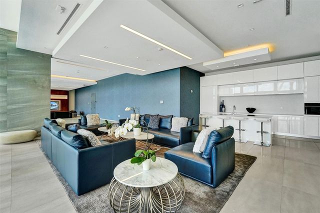 920 Intracoastal Drive 503, Fort Lauderdale, FL 33304