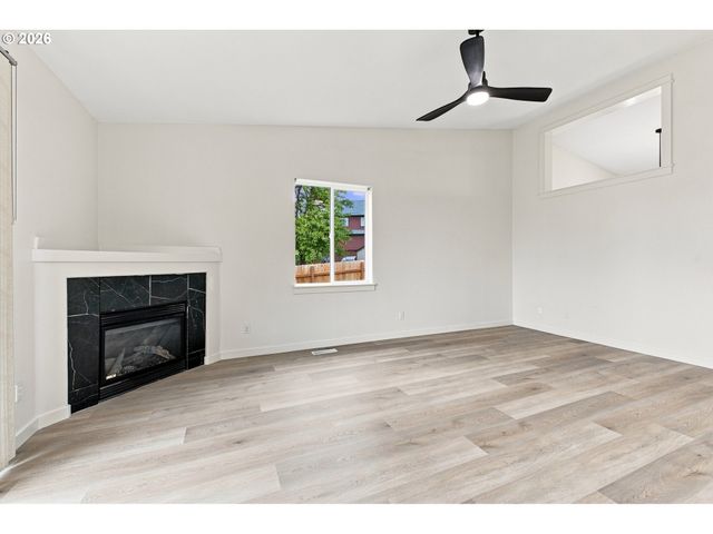 14121 Sw TEWKESBURY Dr, Portland, OR 97224