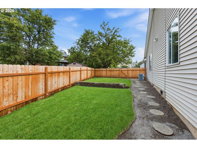14121 Sw TEWKESBURY Dr, Portland, OR 97224