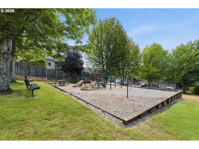14121 Sw TEWKESBURY Dr, Portland, OR 97224