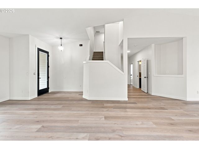 14121 Sw TEWKESBURY Dr, Portland, OR 97224