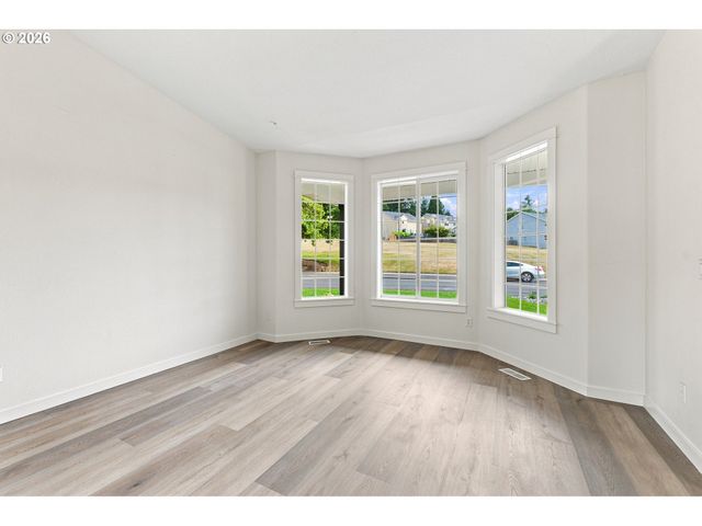 14121 Sw TEWKESBURY Dr, Portland, OR 97224