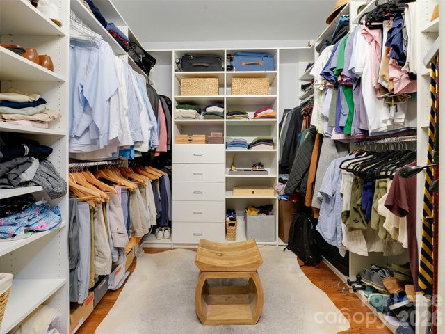 701 Royal Court 306, Charlotte, NC 28202