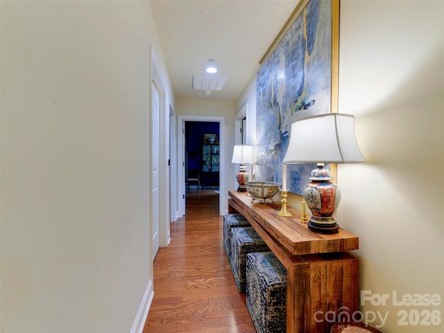 701 Royal Court 306, Charlotte, NC 28202