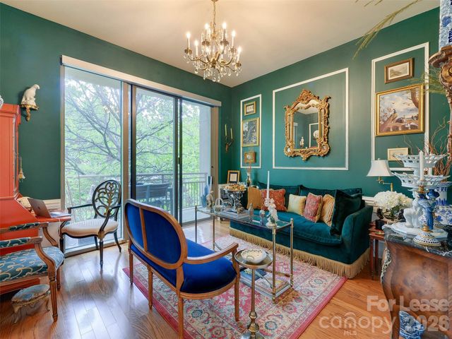 701 Royal Court 306, Charlotte, NC 28202