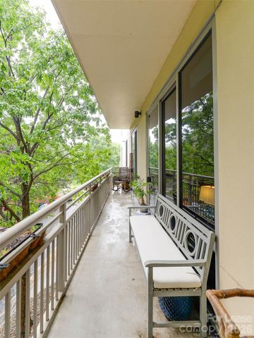 701 Royal Court 306, Charlotte, NC 28202