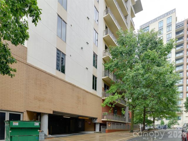 701 Royal Court 306, Charlotte, NC 28202