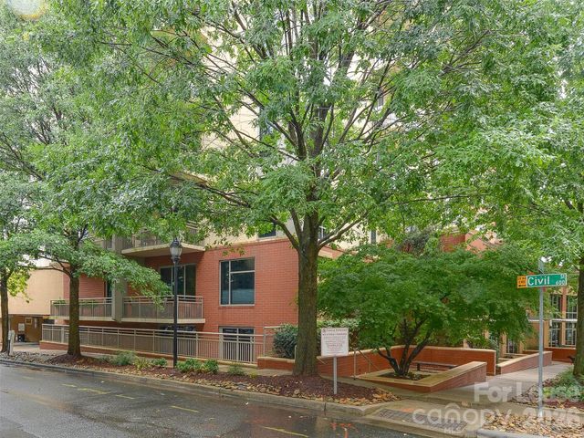 701 Royal Court 306, Charlotte, NC 28202
