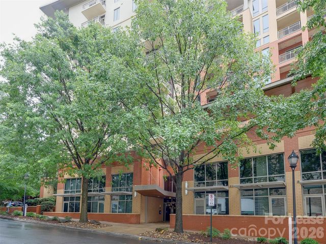 701 Royal Court 306, Charlotte, NC 28202