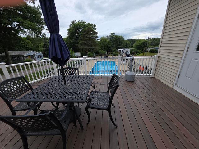 41 Farmwood Drive, Nashua, NH 03062