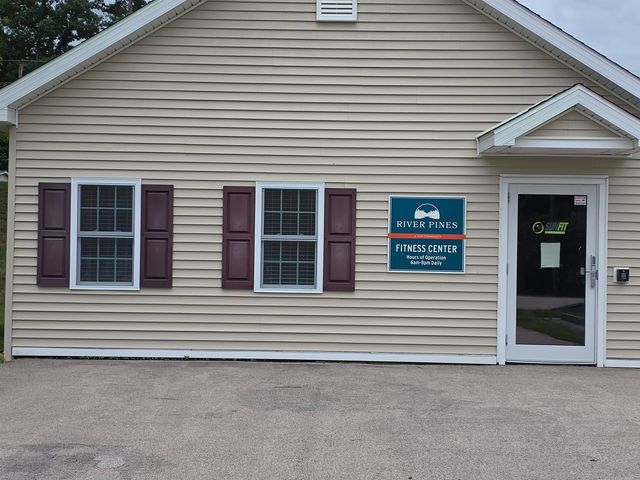 41 Farmwood Drive, Nashua, NH 03062