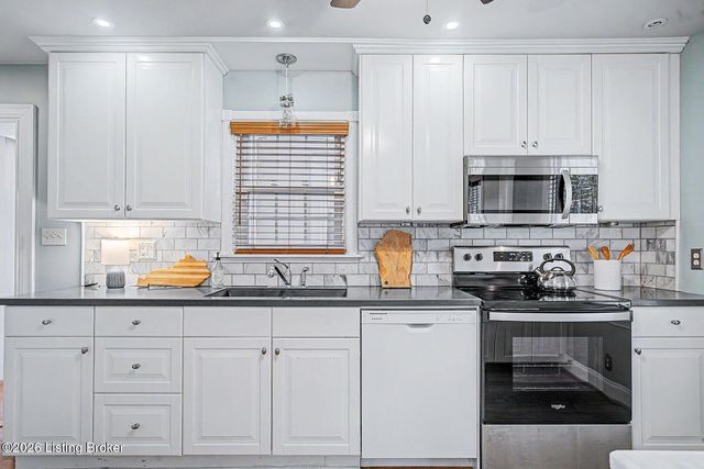 110 Brown Ave, Louisville, KY 40207