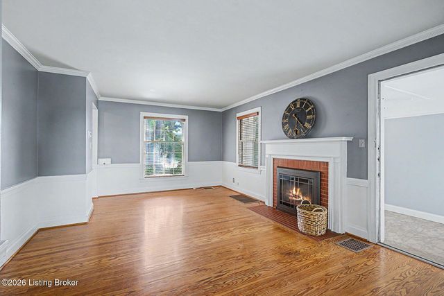 110 Brown Ave, Louisville, KY 40207
