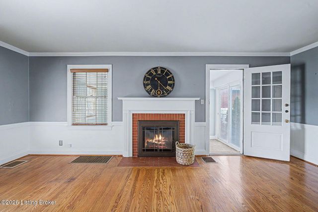110 Brown Ave, Louisville, KY 40207