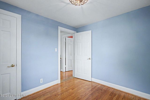 110 Brown Ave, Louisville, KY 40207