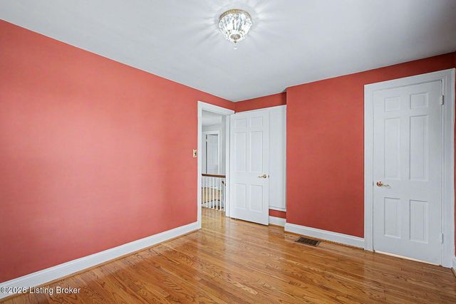 110 Brown Ave, Louisville, KY 40207