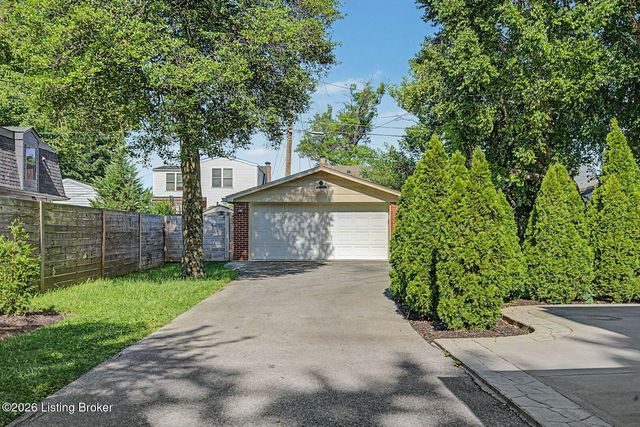 110 Brown Ave, Louisville, KY 40207
