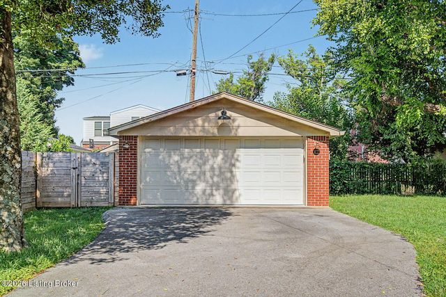 110 Brown Ave, Louisville, KY 40207