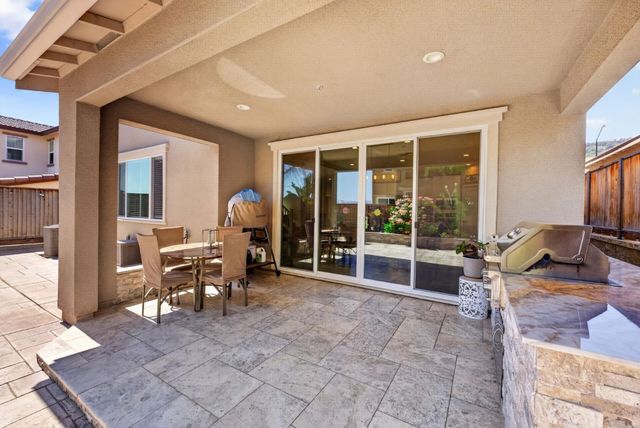 1265 Mirassou Lane, Gilroy, CA 95020