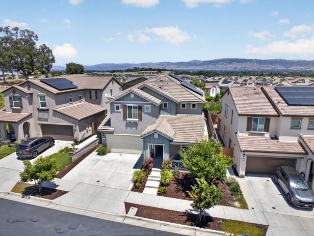 1265 Mirassou Lane, Gilroy, CA 95020